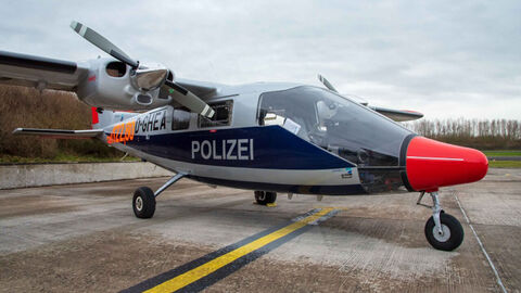 Polizeiflugzeug Vulcanair P68 Observer 2 am Boden.